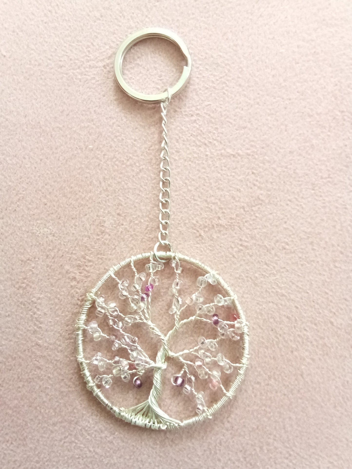 Nyckelring Livets Träd – Silver & Rosa Kristaller