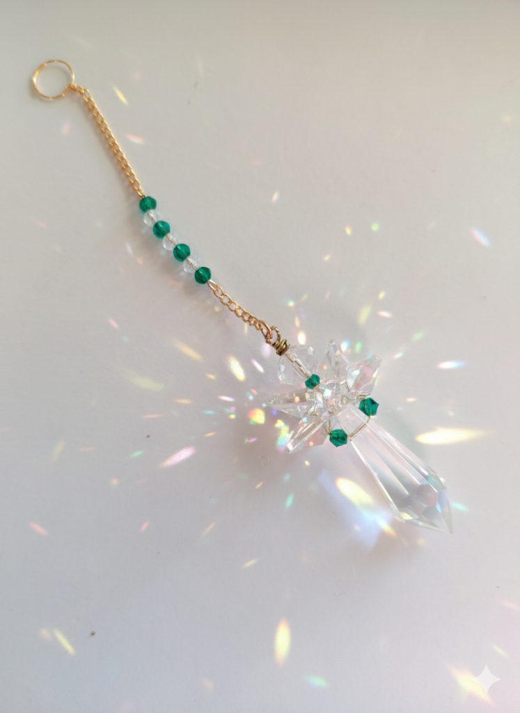 Kristall Skyddsängel - Handgjord med Gröna Kristaller