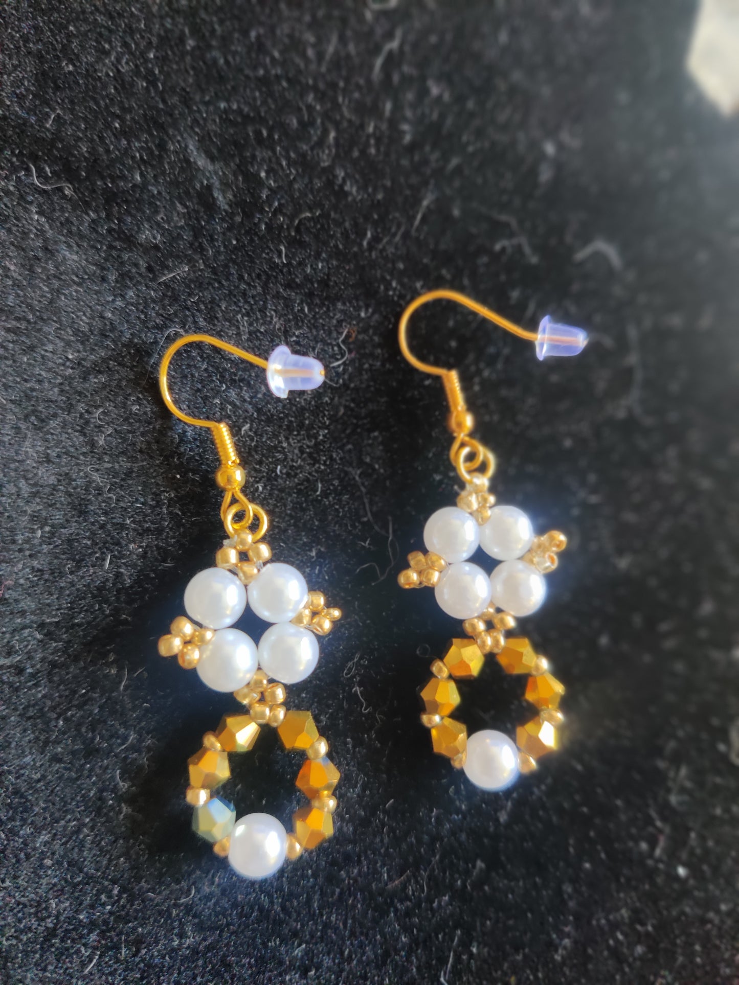 Allergivänliga Örhängen - Vita Pärlor & Guld