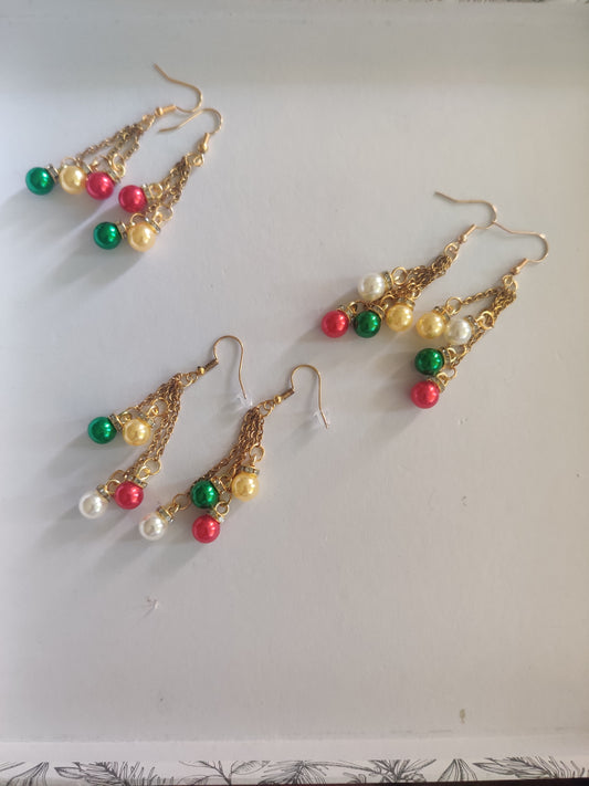 Julörhängen med pärlor