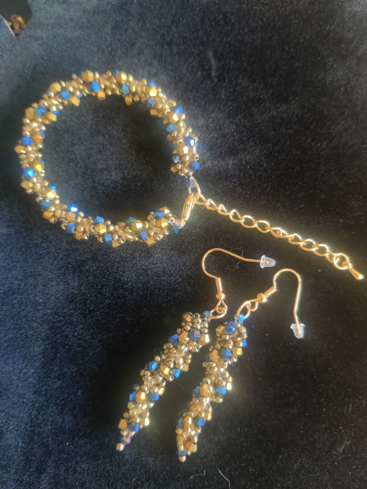 Armband och örhängen set - Guld med blå glaskristaller