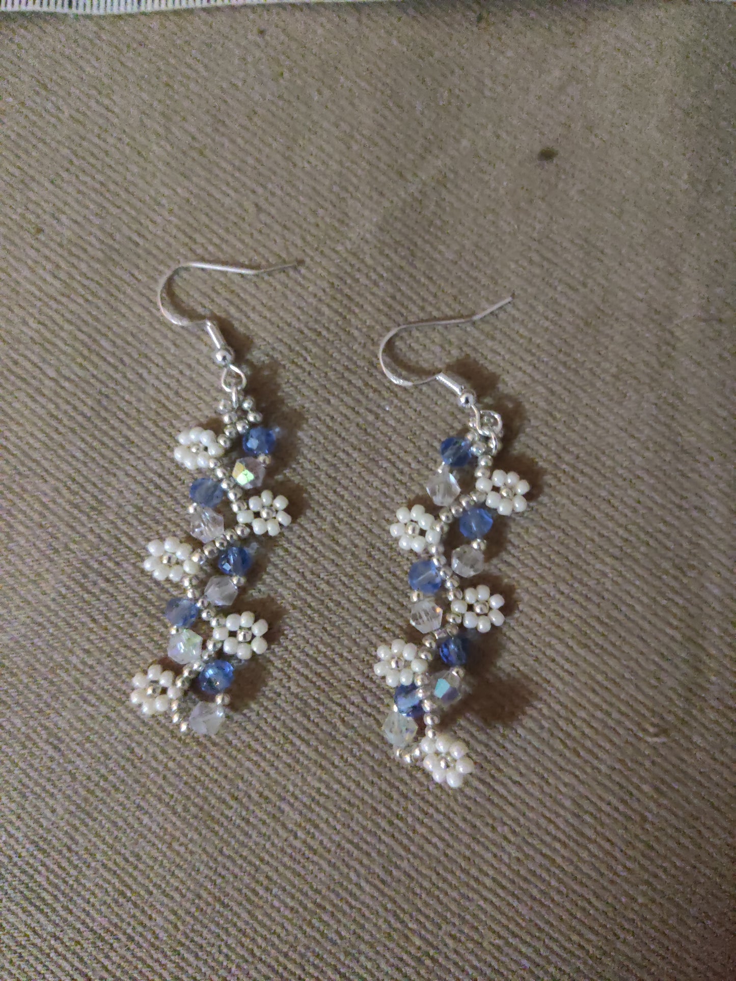 Smyckesset - Armband & Örhängen med små blommor