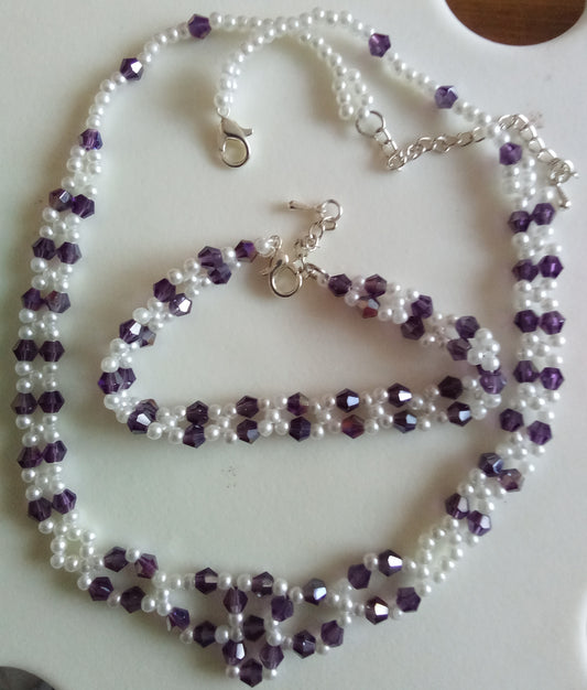 Pärlsmyckesset Dam - Handgjort Halsband och Armband med Blommor