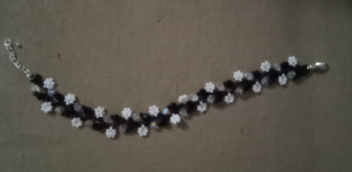 Kristallarmband Svart-Vit med Blommönster
