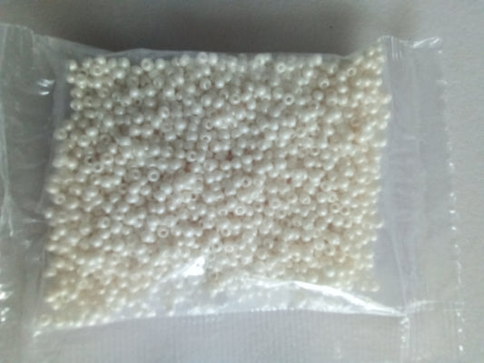 2mm Glaspärlor, Miyuki Seed Beads - 3-pack