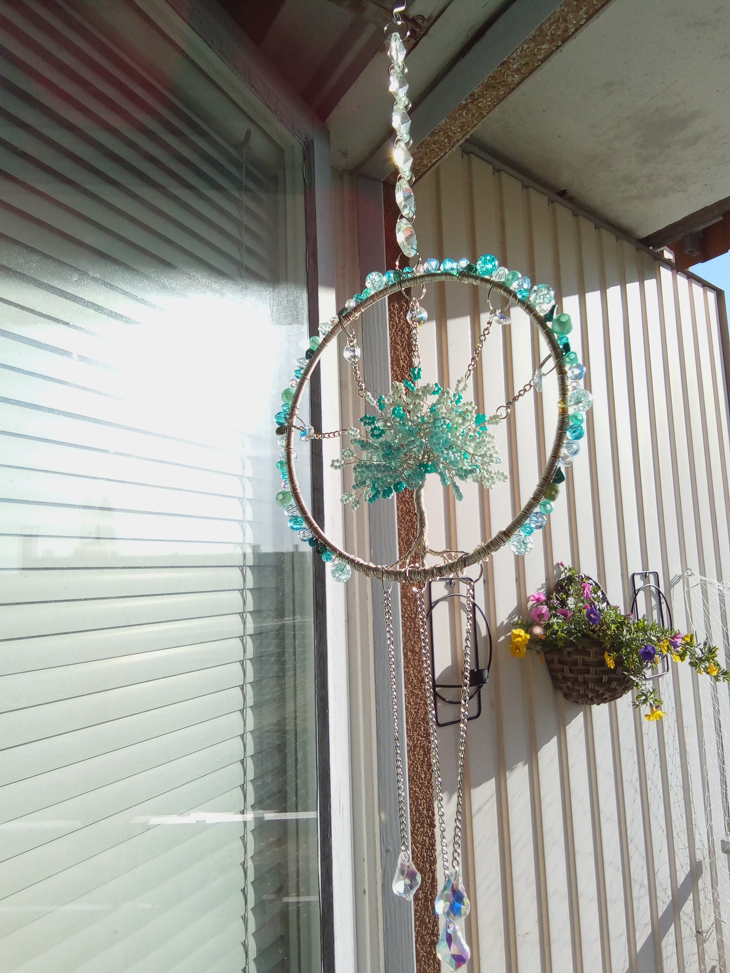 Suncatcher Livets Träd – Turkosa Kristaller