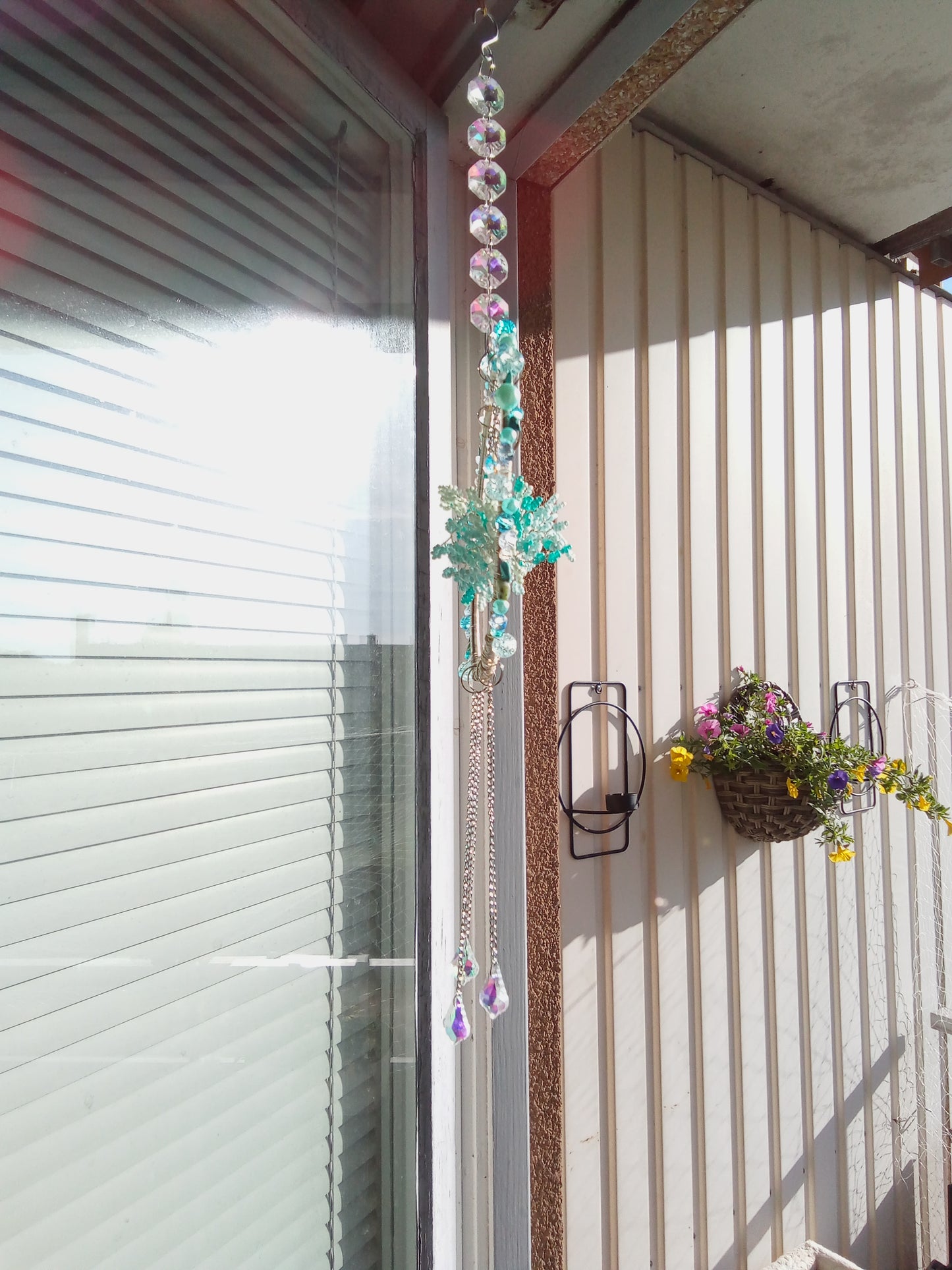 Suncatcher Livets Träd – Turkosa Kristaller