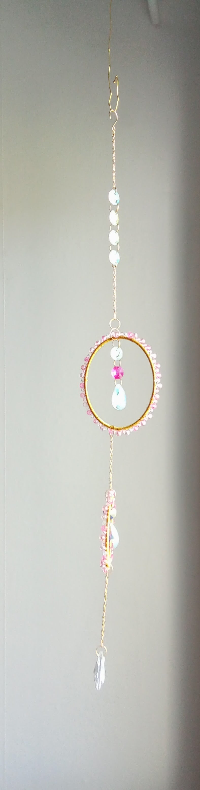Dubbel Ring Suncatcher – Rosa & Guld