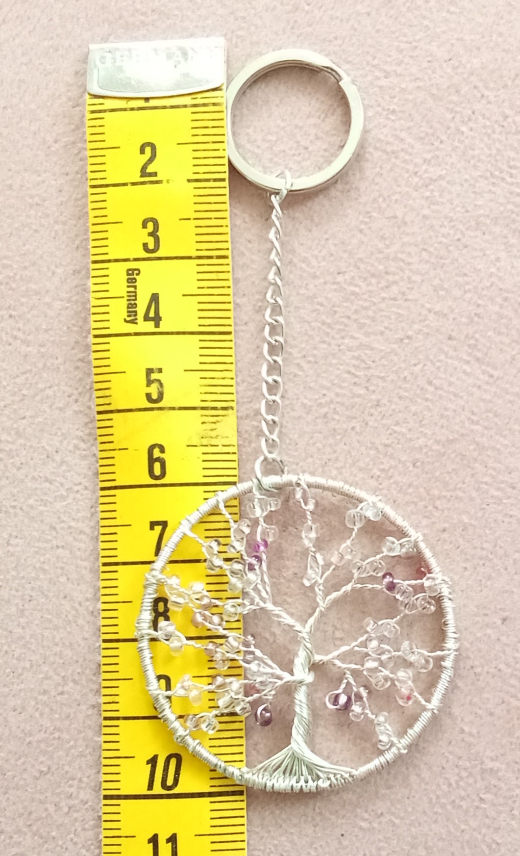 Nyckelring Livets Träd – Silver & Rosa Kristaller