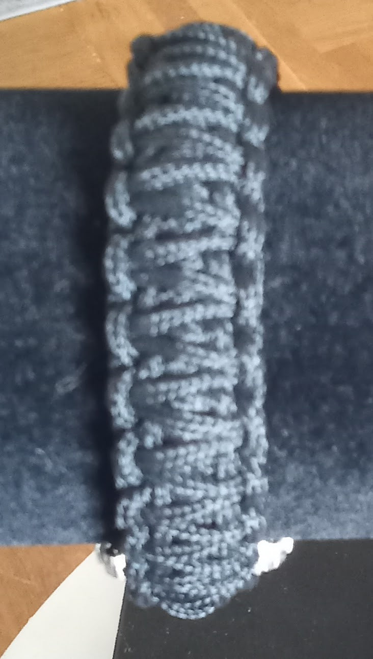 Handgjorda Paracord-armband