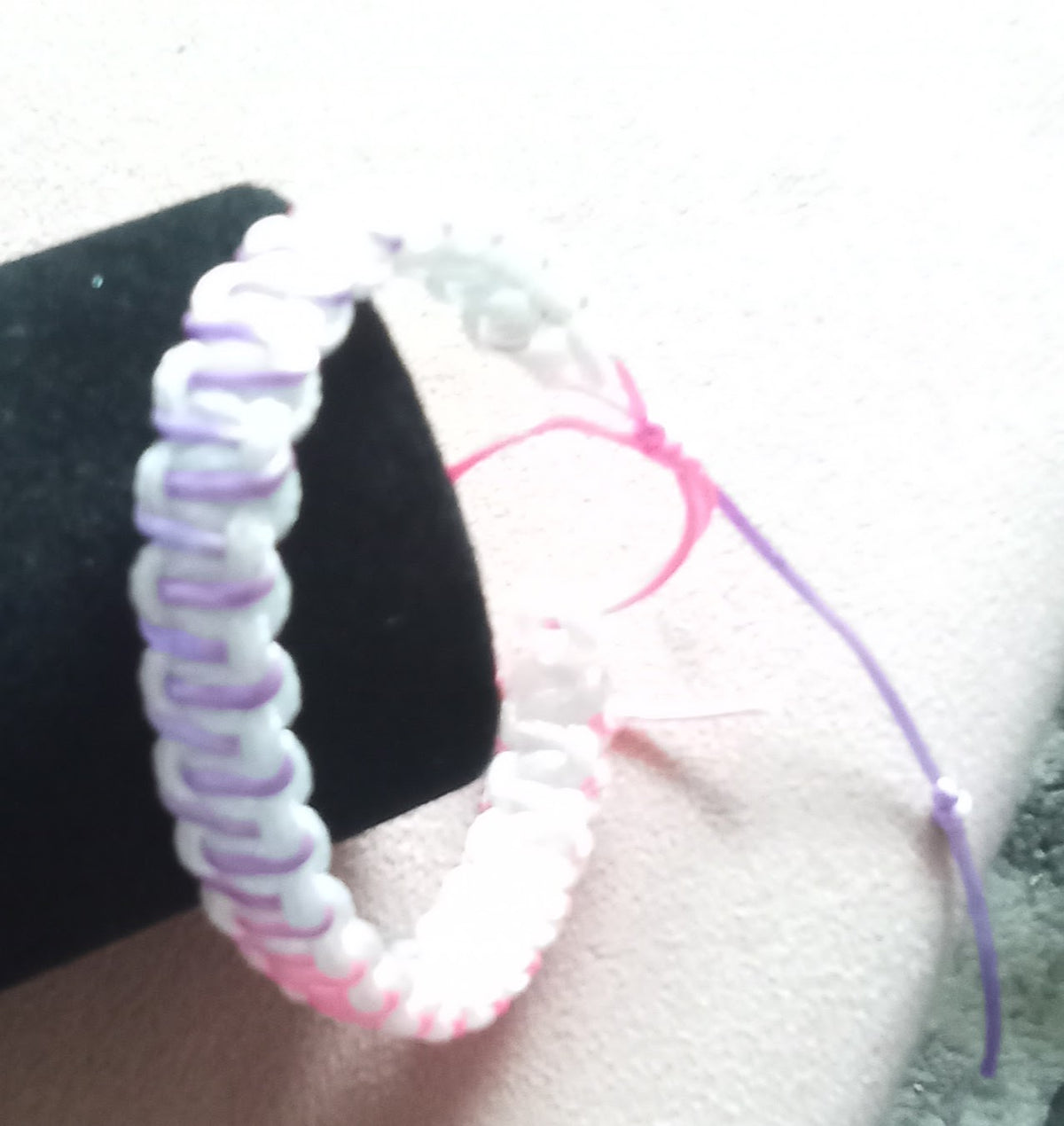 Handgjort Paracord-armband med Glidknut