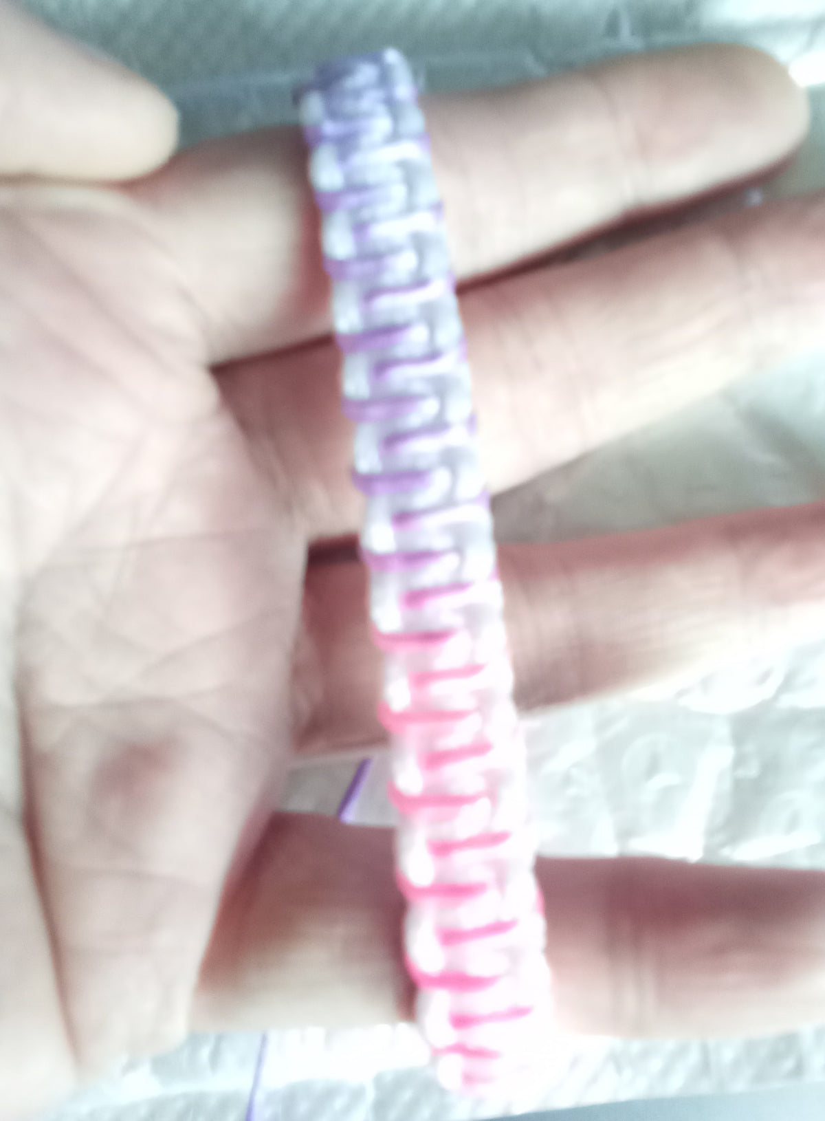 Handgjort Paracord-armband med Glidknut