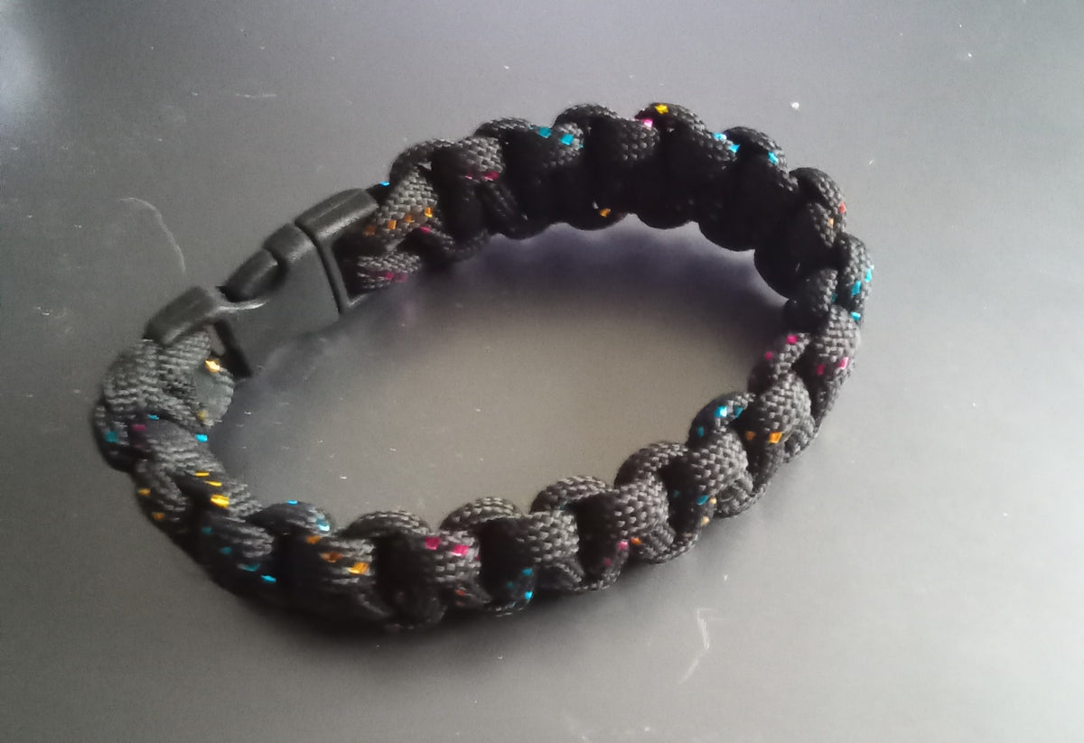 Handgjorda Paracord-armband