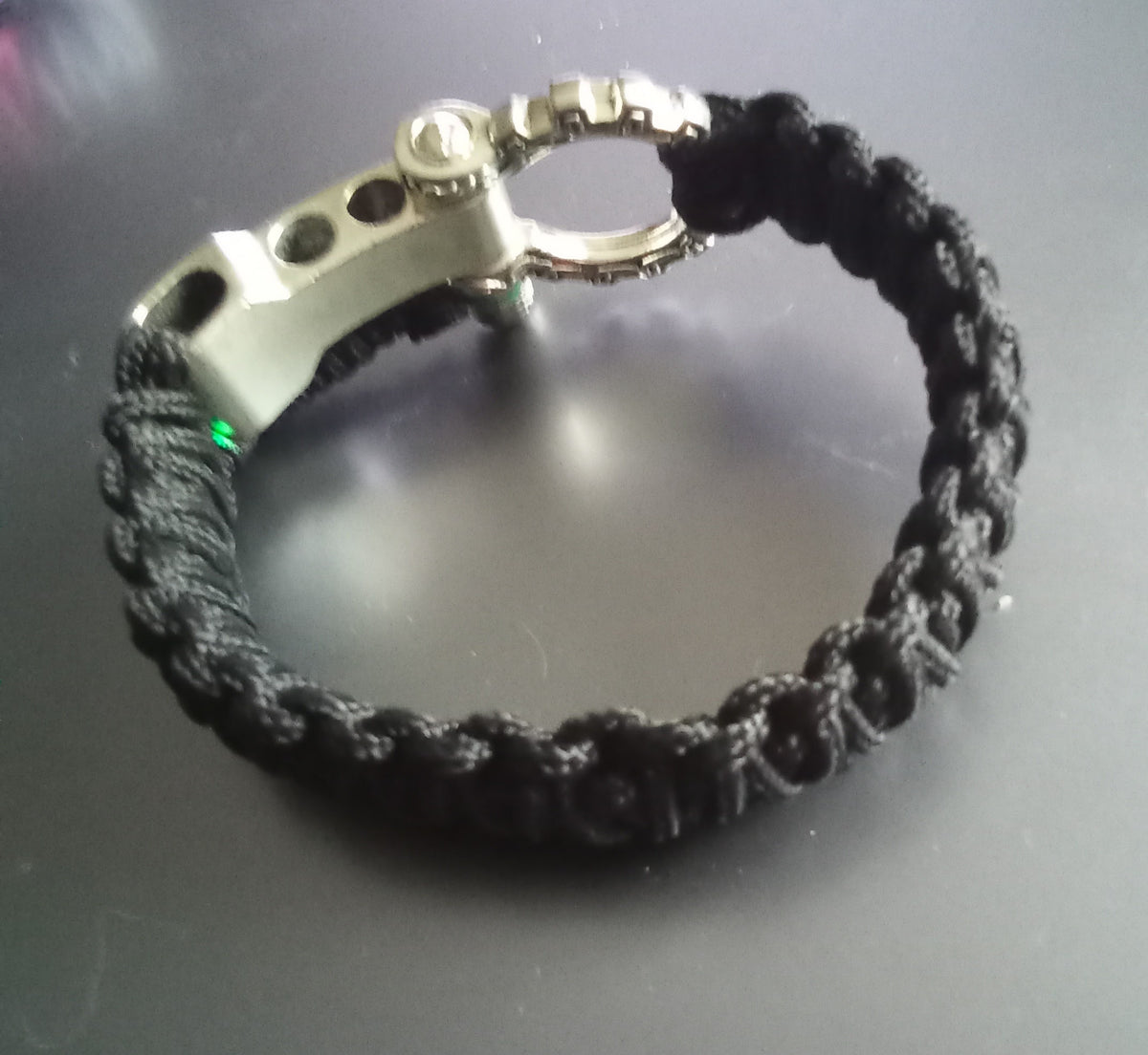 Handgjorda Paracord-armband