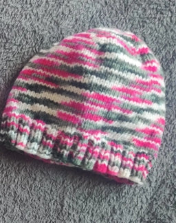 Handstickad Mössa och Halsduk Set - Rosa, Grå och Vit (0-3 månader)