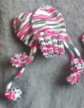 Handstickad Mössa och Halsduk Set - Rosa, Grå och Vit (0-3 månader)